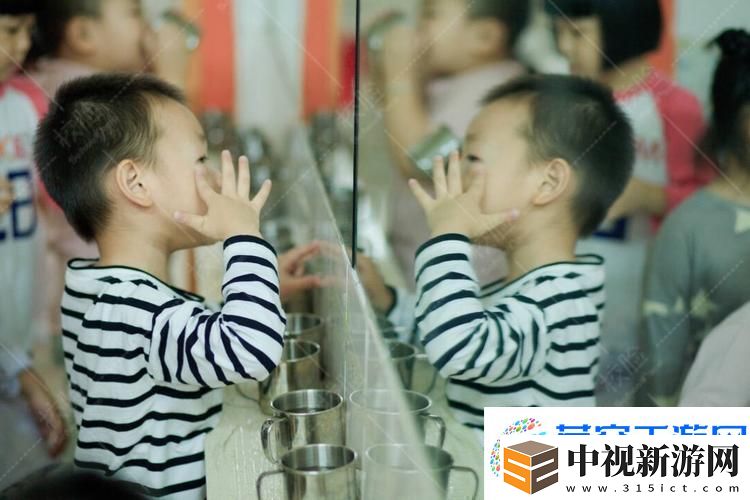 寶寶鏡中窺奧秘笑談江湖新風波