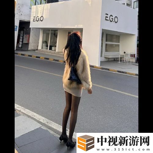 追逐夜色女人看免費(fèi)高清電視劇